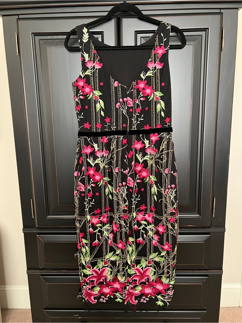 MARCHESA NOTTE Black Sleeveless Floral Embroidered Cocktail Dress in Pink Size 6